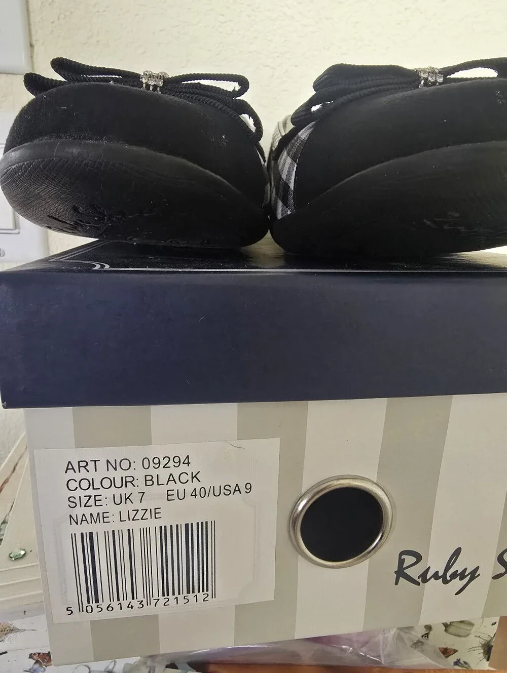 New Women’s Black Bow-Accent Ballet Flats